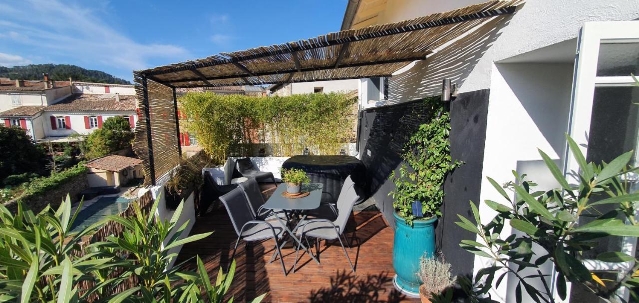 Duplex Avec Spa Et Terrasse En Plein Centre Du Village Saint-Jean-du-Gard Esterno foto